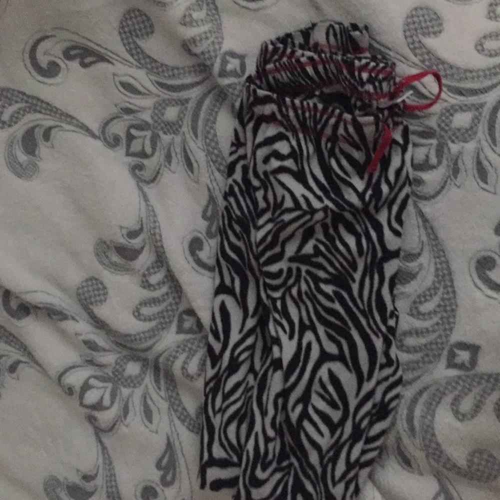 Zebra sleep pants